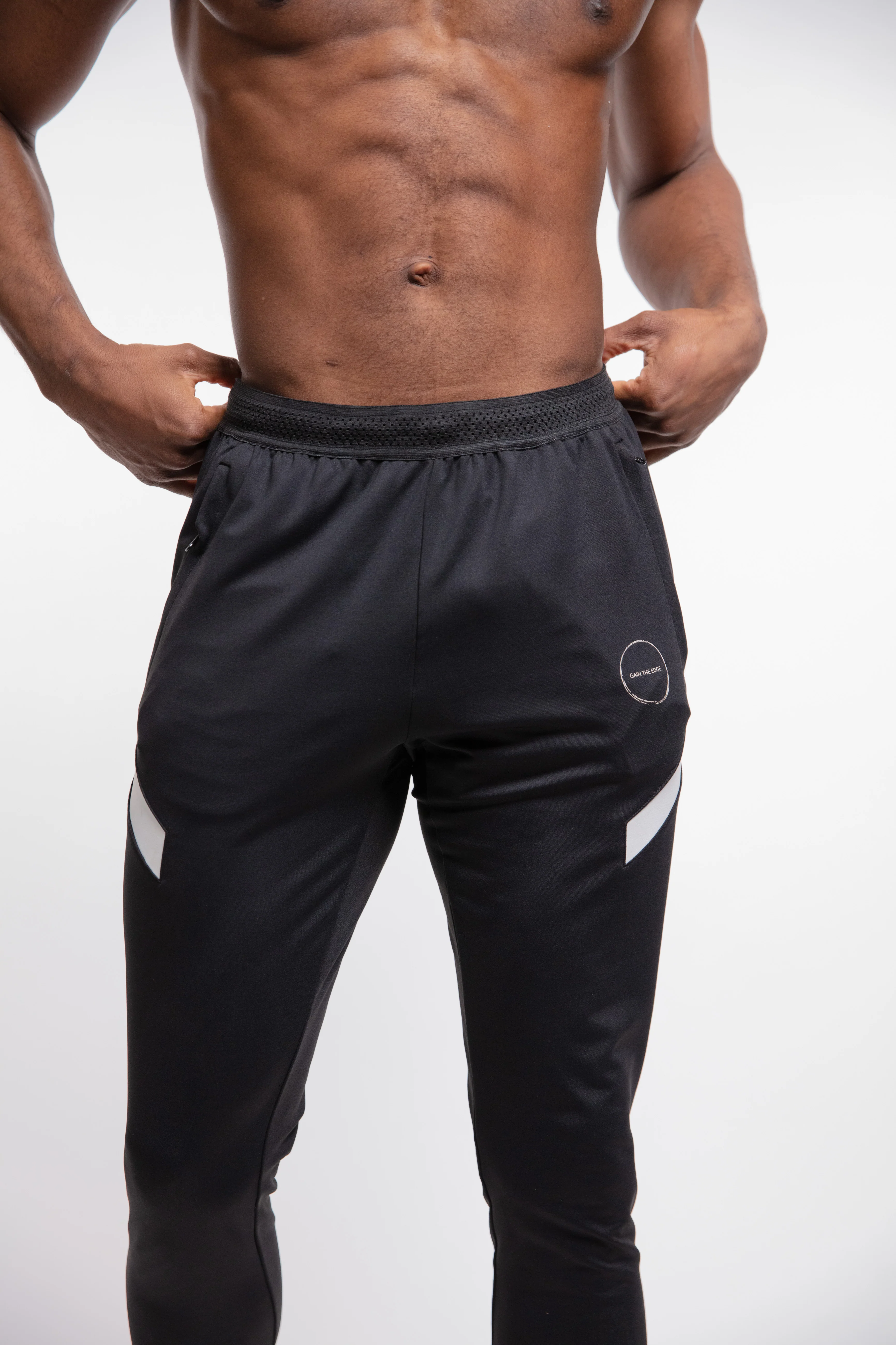 Elite Training Pant In Black & White - Image 6